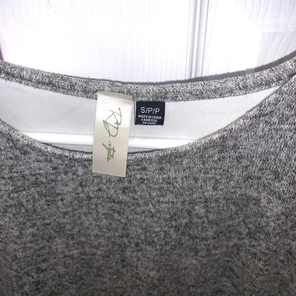 Long Sleeve Layered Blouse - Picture 2 of 3